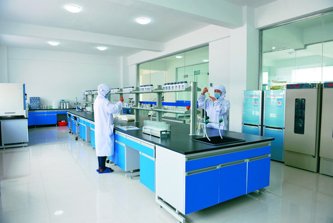 原料變廢為寶再利用 榮成藍潤生物科技提取金槍魚精華制造新產(chǎn)品